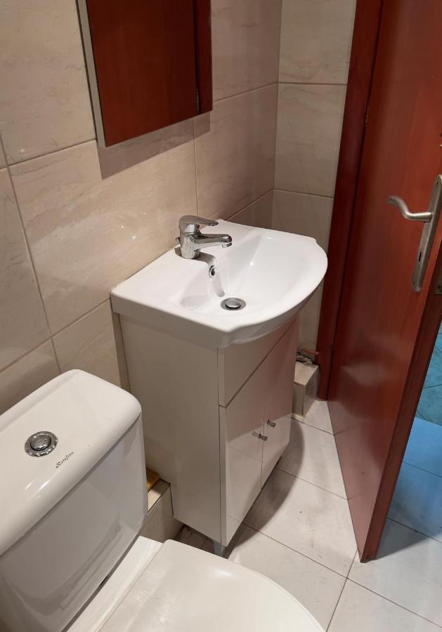 Georgios Apartments 아르테미다 외부 사진