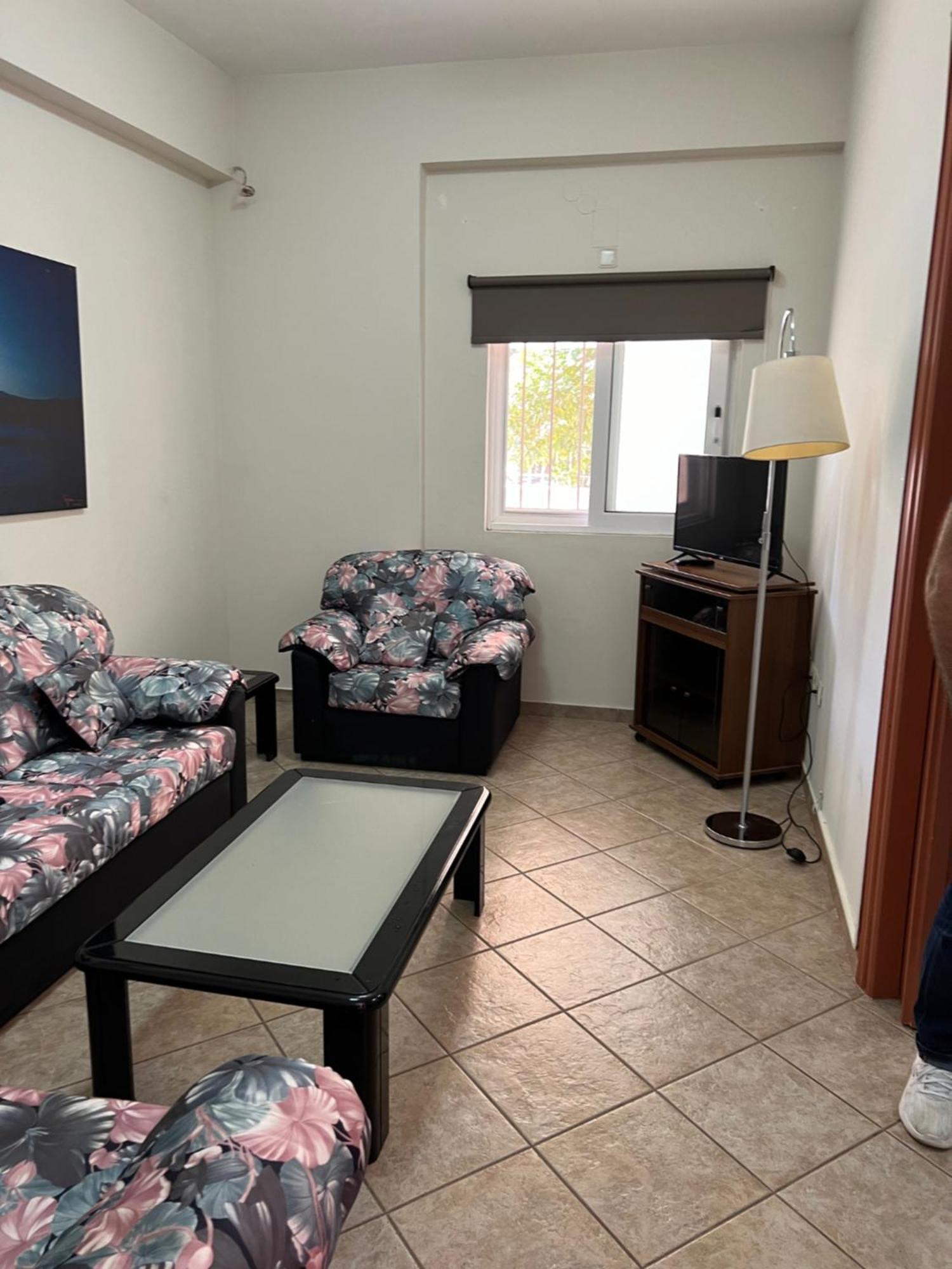 Georgios Apartments 아르테미다 외부 사진