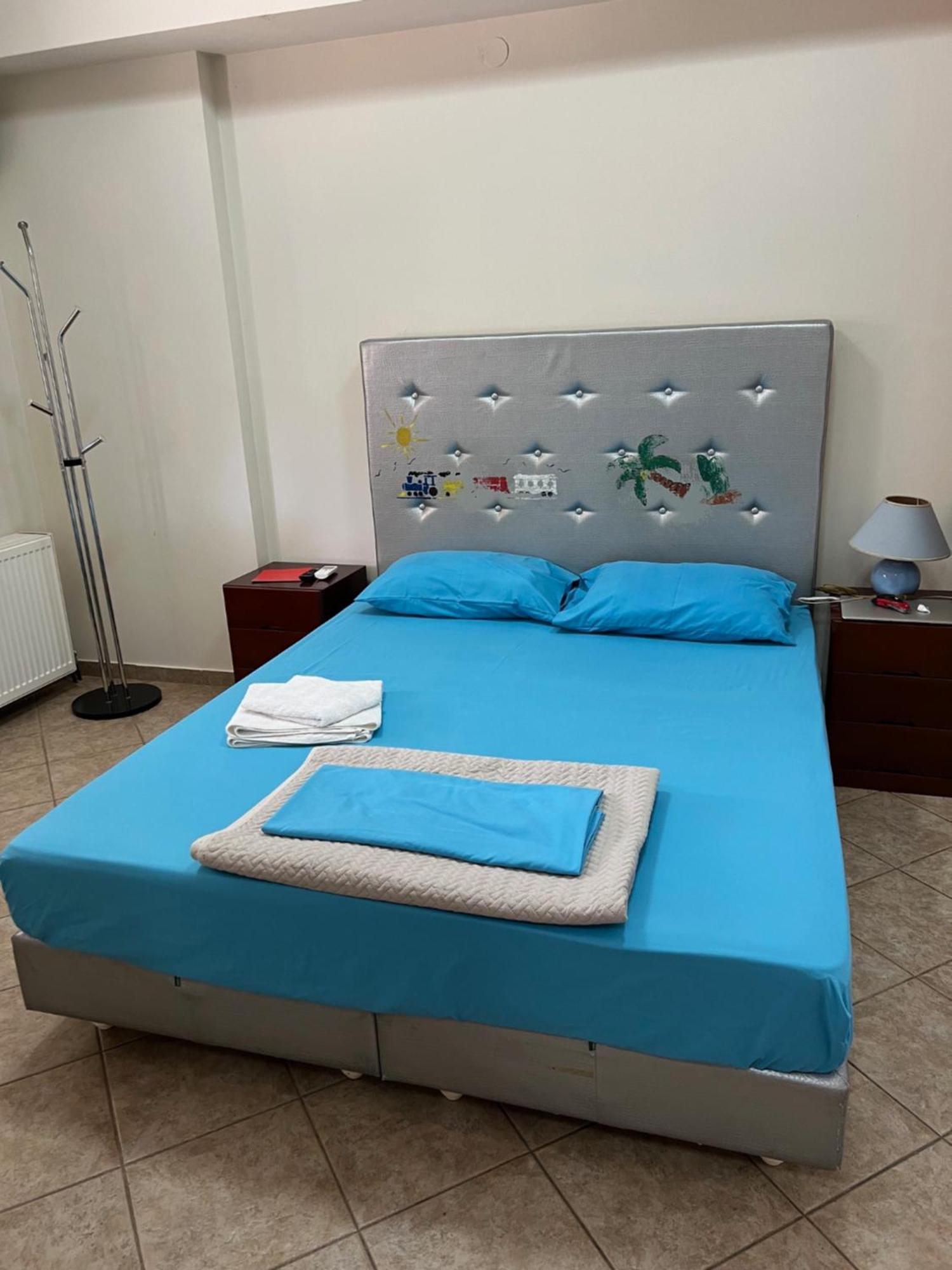 Georgios Apartments 아르테미다 외부 사진